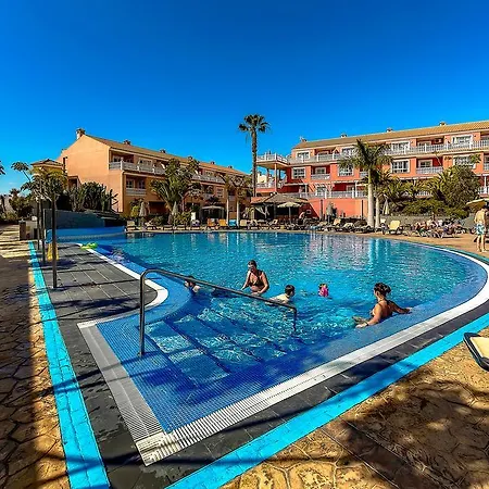 Townhouse Del Duque 34jar3 アデヘ